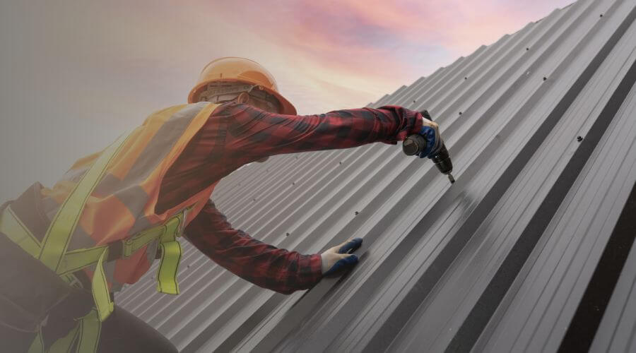 Expert Emergency Roof Repairs services in Smithfield, NE